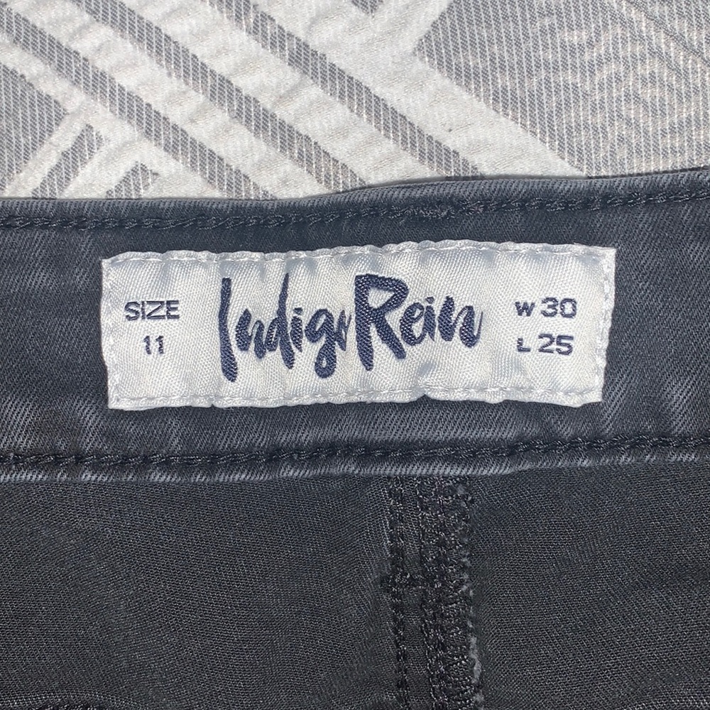 🌻black skinny jeans! - Picture 6 of 6